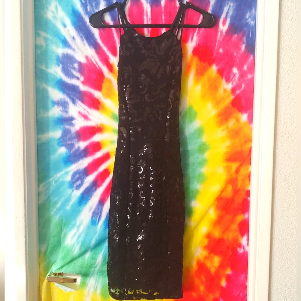 Black sequin prom dress